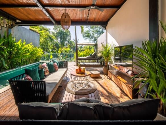 Newly Renovated Leasehold Tropical Villa in Tumbak Bayuh
