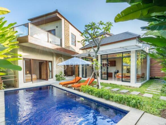 Bali Yearly Rental - Beautiful 3-Bedroom Villa in Canggu - Babakan