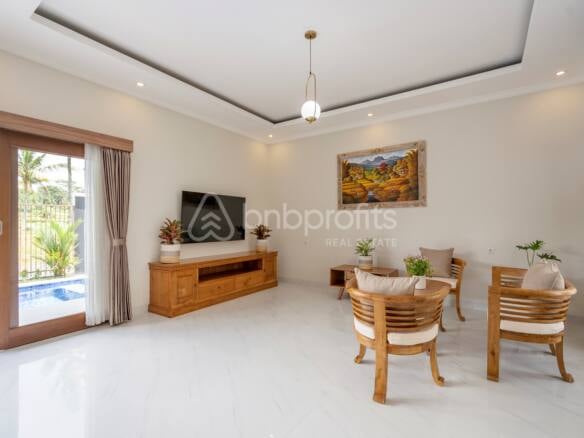 Modern Elegance Villa 2 Bedrooms in Ubud with Stunning Rice Field View