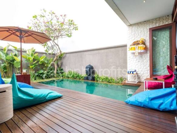 Freehold Two Bedroom Balinese Style Villa in The Heart of Berawa