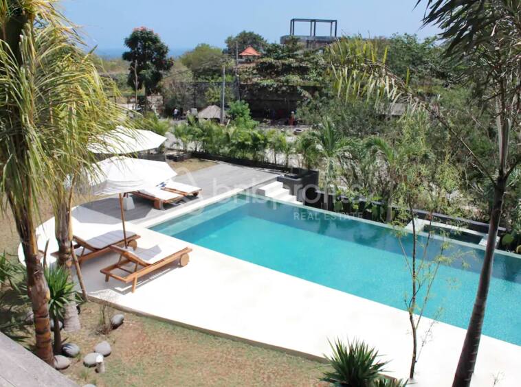 Elevate Your Lifestyle: Freehold Modern 5-Bedroom Uluwatu Villa With ...