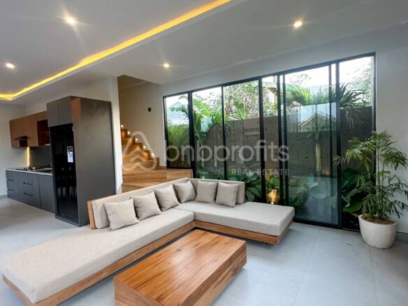 Brand New 3 Bedroom Villa in North Canggu, A Turnkey Investment