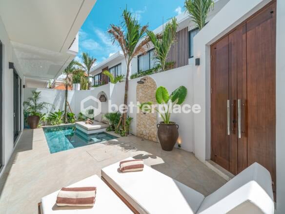 Modern Tropical Oasis, Two Bedroom Villa in the Heart of Batu Bolong, Canggu