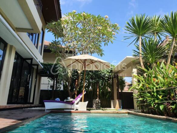 Furnished Living Yearly Rental of a 3BR Villa in Ubud's Heart