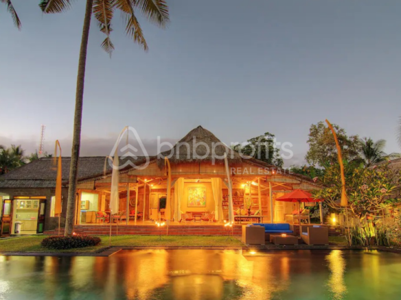 Luxury Beachfront Retreat in Soka - Medewi: A Timeless Resort Experience for Sale Freehold