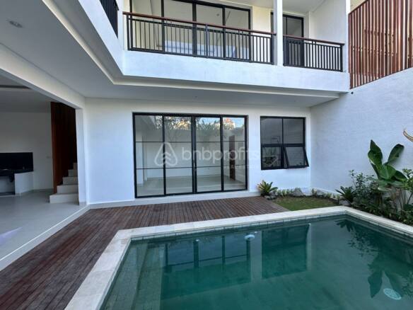 Elegant 3-Bedroom Semi Furnish Villa in Tumbak Bayuh - Yearly Rental