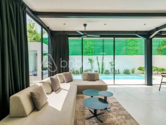 Elegant Modern 3 Bedroom Villa in Prime Bumbak Location
