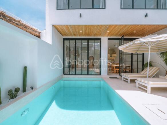 Stylish and Modern Two-Bedroom Villa in Berawa, A Profitable Investment