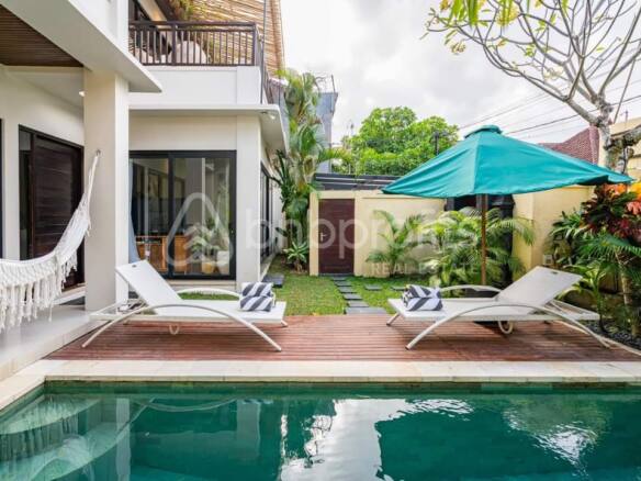 3 Bedroom Stunning Villa in Berawa for Yearly Rental