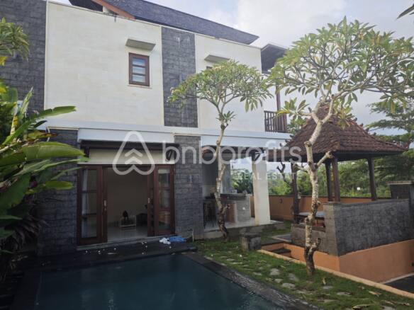Yearly Rental Villa with Gazebo and Idyllic Jungle View in Kemenuh Ubud