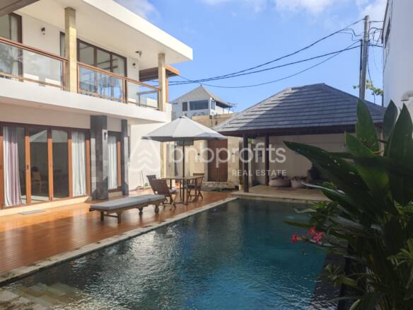 Canggu Coastal Sanctuary Luxurious 4BR Villa for Yearly Rental in Berawa