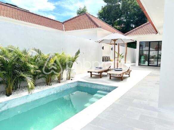 Elegant Furnished Leasehold Villa with Tranquil Surroundings in Pecatu