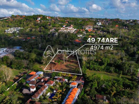 Prime Leasehold Land in Bukit - Bingin: Perfect Opportunity for Development in Bali's Trending Area!