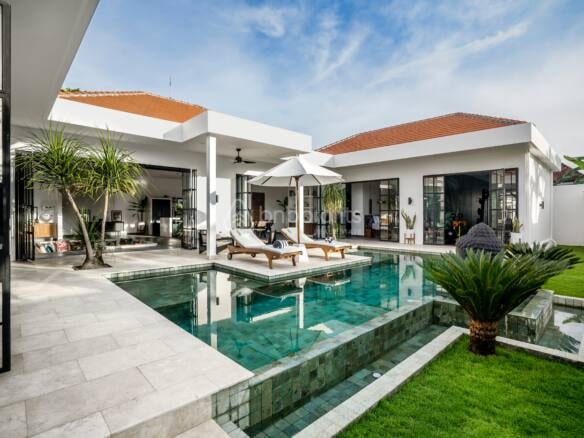 Modern 3 Bedroom Villa with Private Gym in Padonan, Prime Investment Opportunity Near Canggu