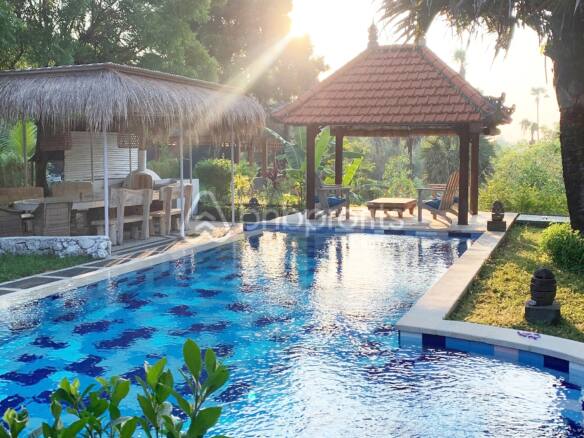 Idyllic 4 Villas & 4 Bungalows for Nature Isolation: A Retreat Center Freehold Property Close to Beach in Karangasem, Bali