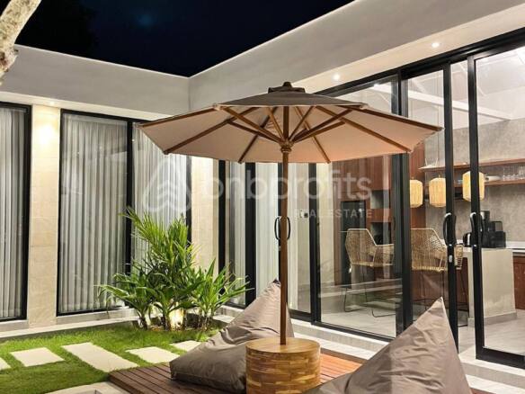 Invest in Paradise: Luxurious Villa in Bali's Coastal Gem, Jimbaran Beach!