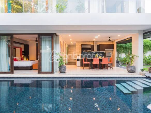 Prime Seminyak Location: 5-Minutes to the Beach and La Favela
