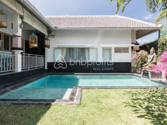 Your Dream Rental Home in Bali 3-Bedroom Villa in Canggu