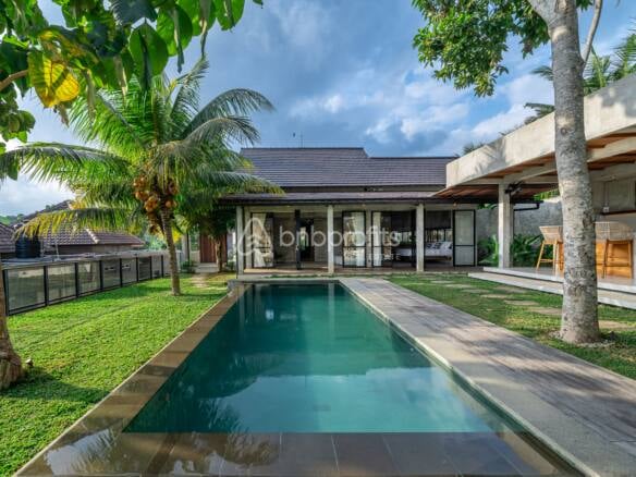 Luxurious 2-Bedroom Villa in Ubud with Rice Field View, Gazebo, and Mezzanine