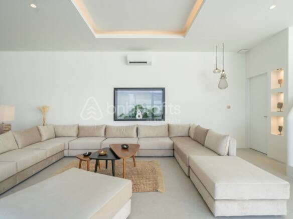 Sanur’s Premier Luxury Villa: 10 Minutes to Sanur Beach