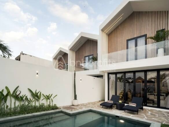 Live the Bali Dream: Exquisite Umalas Leasehold 2-Bed Villa with Private Oasis