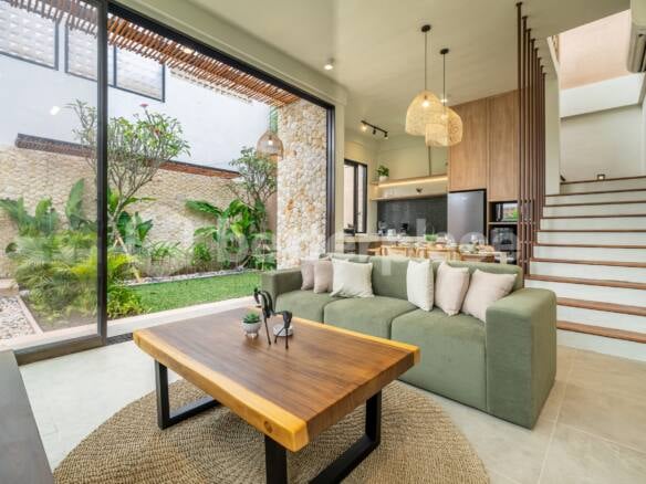 A Comfortable 2 Bedrooms Tropical with Bohemian Touch Villa in Tumbak Bayuh - Pererenan