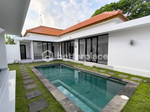 Minimalist Modern Living in Canggu – Yearly Rental 3-Bed Villa Near Batu Bolong Beach