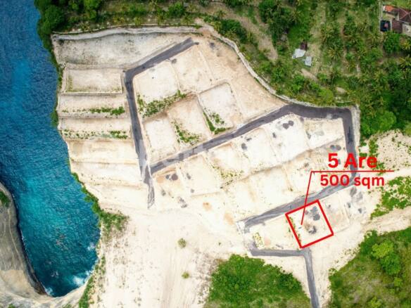 Last Opportunity Special Price on Prime Cliff-Front Diamond Beach Nusa Penida