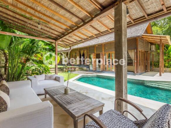 Charming 3 Bedroom Villa in Kerobokan with Spacious Garden and Investment Potential